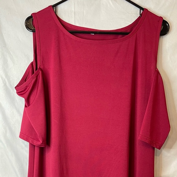 Red Dress with pockets - Picture 2 of 7